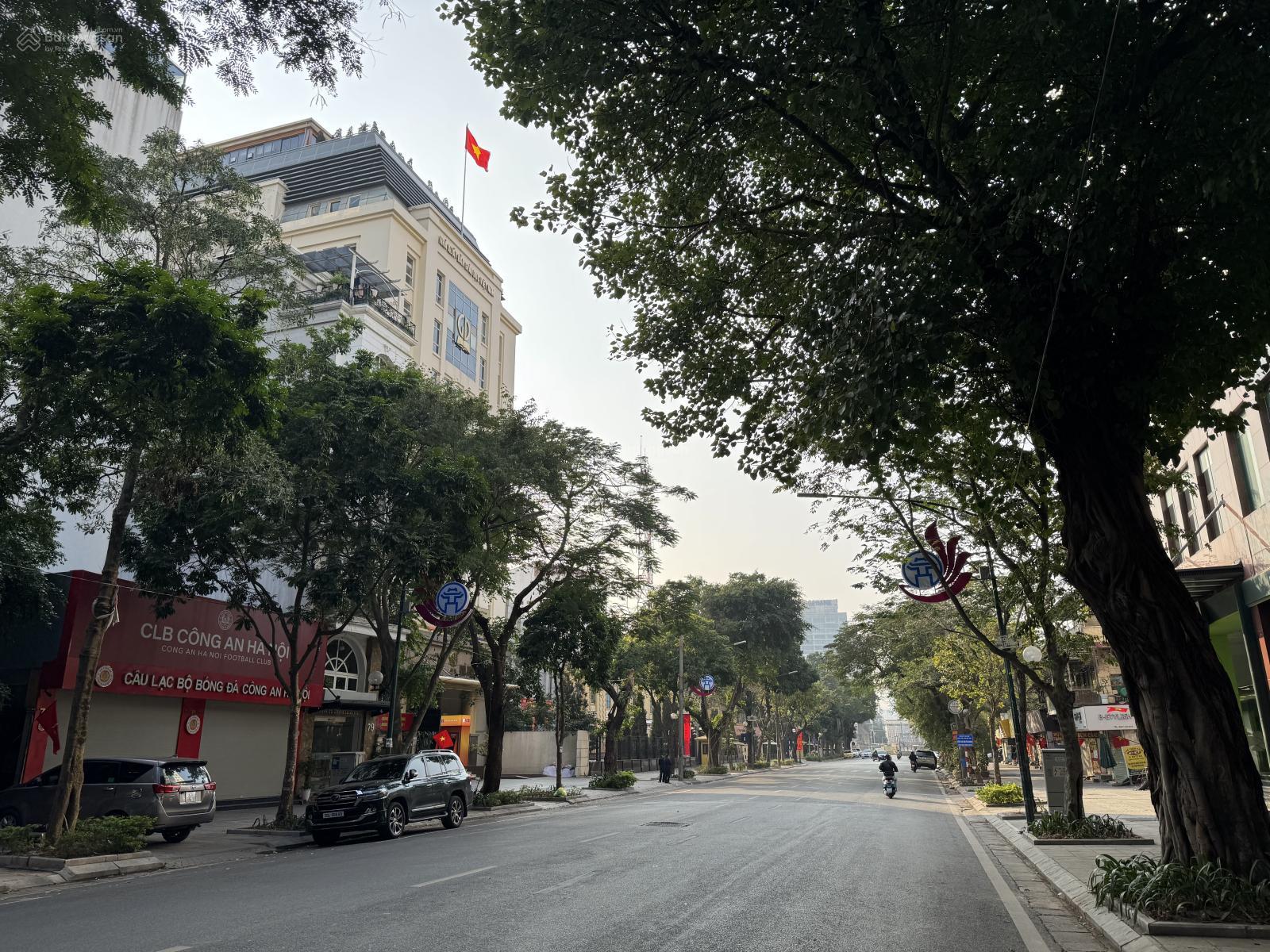 (Chính chủ) bán nhà Trần Hưng Đạo, diện tích 120m2 8 tầng mặt tiền 6,5m thang máy, gara ô tô 56 tỷ (Chính chủ) bán nhà Trần Hưng Đạo, diện tích 120m2 8 tầng mặt tiền 6,5m thang máy, gara ô tô 56 tỷ