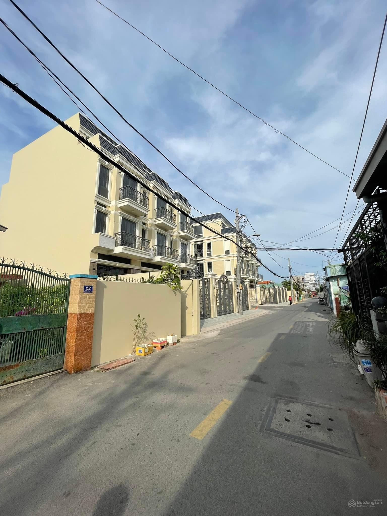 Đầu tư đất TP. HCM ngay QL13 Thủ Đức cách Vạn Phúc City 200m chưa đến 5tỷ / nền SHR công chứng ngay