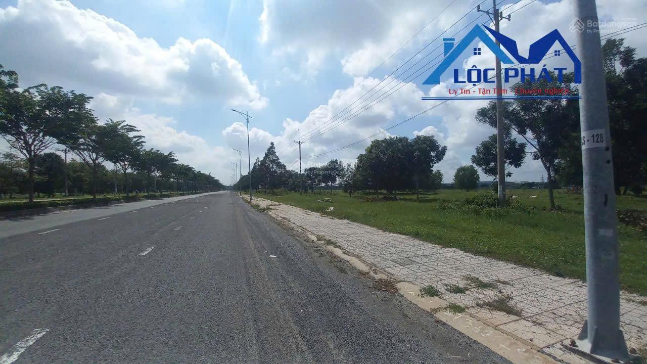 Bán đất 5.000m2 KCN Hố Nai 3 Trảng Bom, Đồng Nai giá 23 tỷ Bán đất 5.000m2 KCN Hố Nai 3 Trảng Bom, Đồng Nai giá 23 tỷ