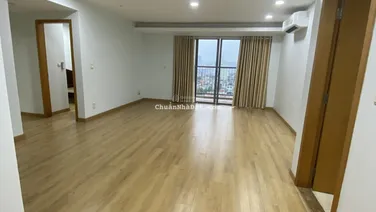 Chủ nhà thiện chí bán căn 2PN2VS rộng 112m2 tháp A nội thất cơ bản ở chung cư Sky City 88 Láng Hạ