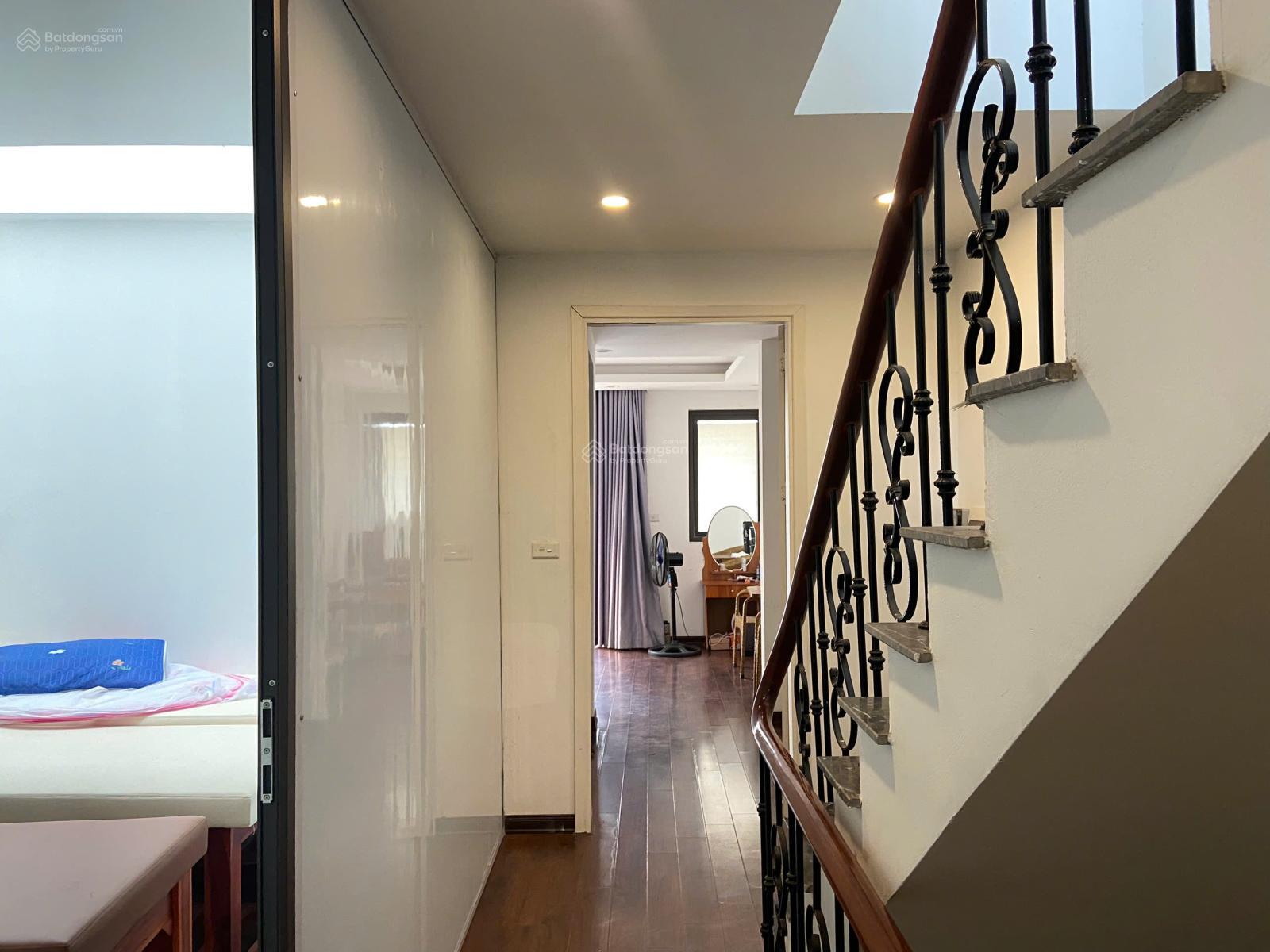 Chính chủ bán nhà phố dãy A Thuỷ Nguyên Ecopark hai mặt tiền kinh doanh nhộn nhip