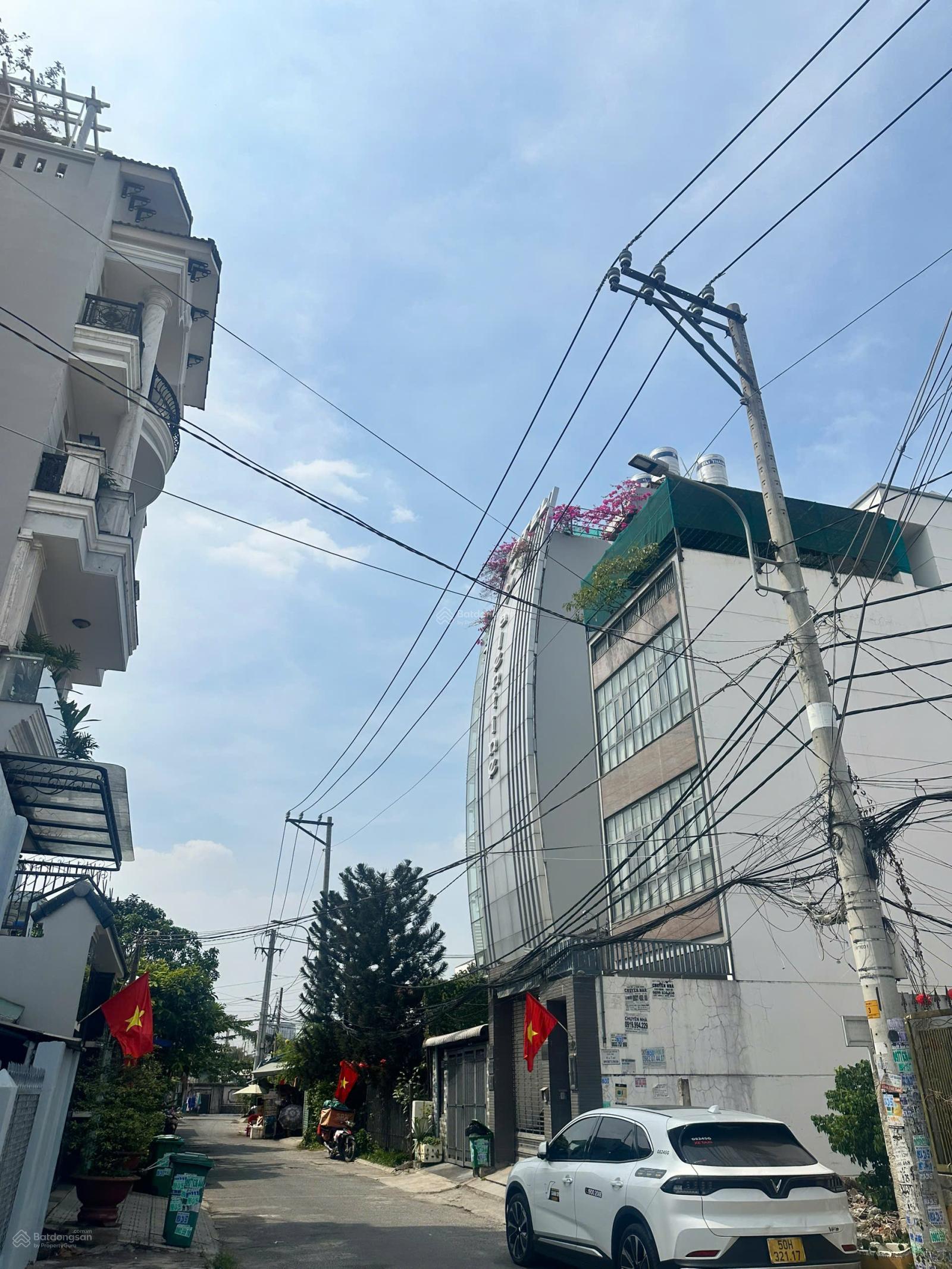 Bán nhà đất ngay Gigamall,mặt tiền Phạm Văn Đồng TP. Thủ Đức chỉ 40 triệu/m, ngang 50 dài 80, 75 tỷ