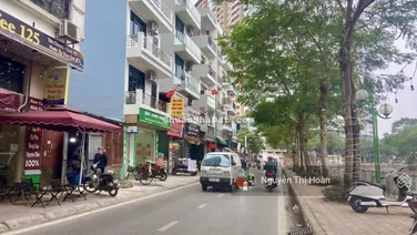 Bán nhà cấp bốn Bờ Sông Sét 50m2 -11,75 tỷ -ô tô tránh - 2 mặt ngõ thông