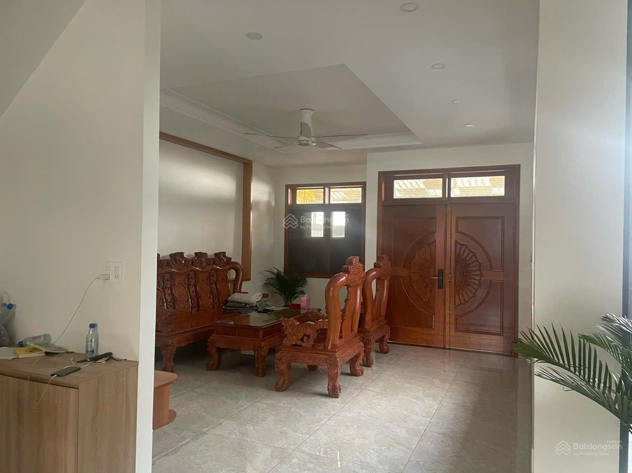 Bán biệt thự Khang An sổ hồng riêng 8x20m DT sàn 247m2 xây 1 trệt 2 lầu giá 16.5 tỷ. LH: 0901 372 ***