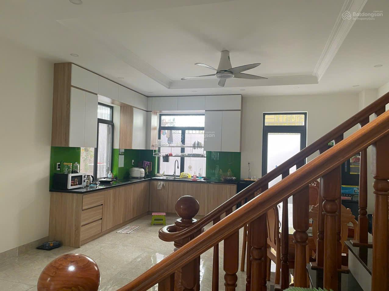 Bán biệt thự Khang An sổ hồng riêng 8x20m DT sàn 247m2 xây 1 trệt 2 lầu giá 16.5 tỷ. LH: 0901 372 ***