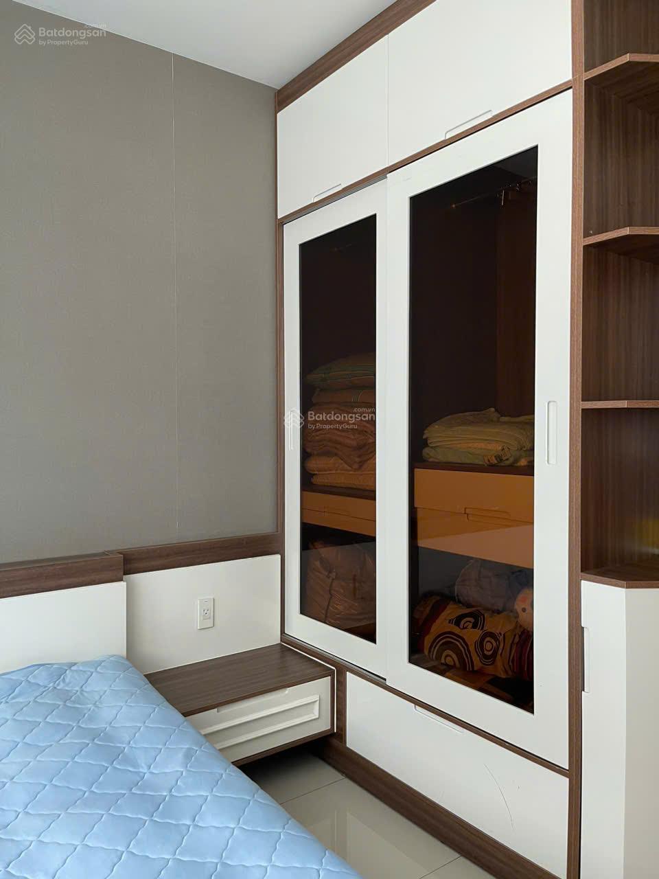 Căn hộ Canary Heights 3 phòng 118m2, ngay Aeon Mall BD, gia 3.3 tỷ. Dọn vào ở ngay. LH 0896 998 ***