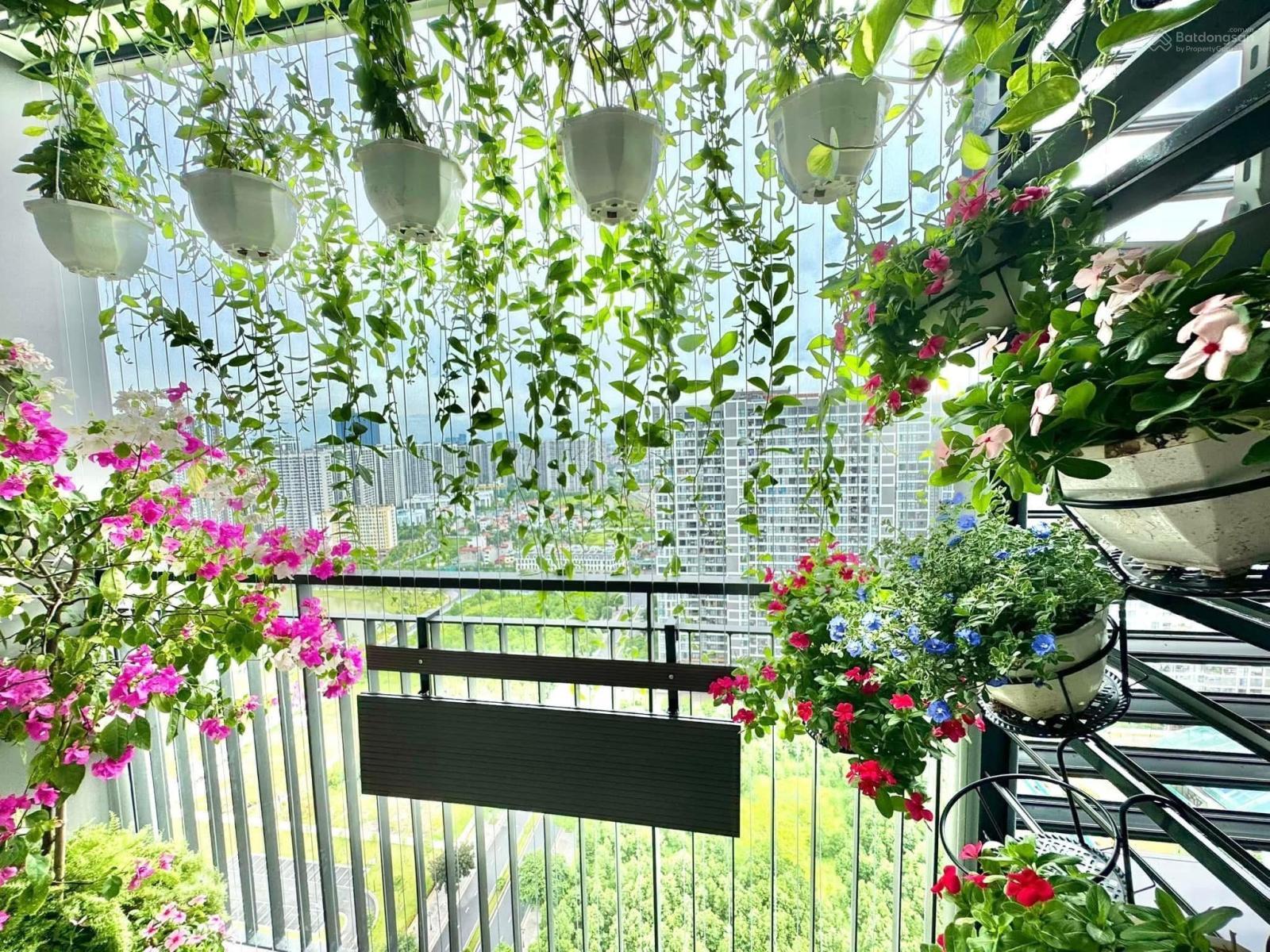 Cần bán liền kề Văn Quán, dt 100m2, 5 tầng, giá 24 tỷ. LH Kiều Thuý 0949 170 ***