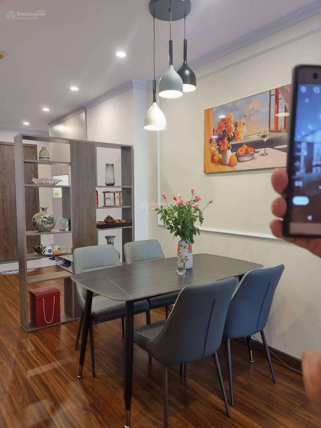 Cô Duyên cho thuê CC Usilk City, Tố Hữu, La Khê, Hà Đông, 10 triệu, 110m2, giá siêu hời