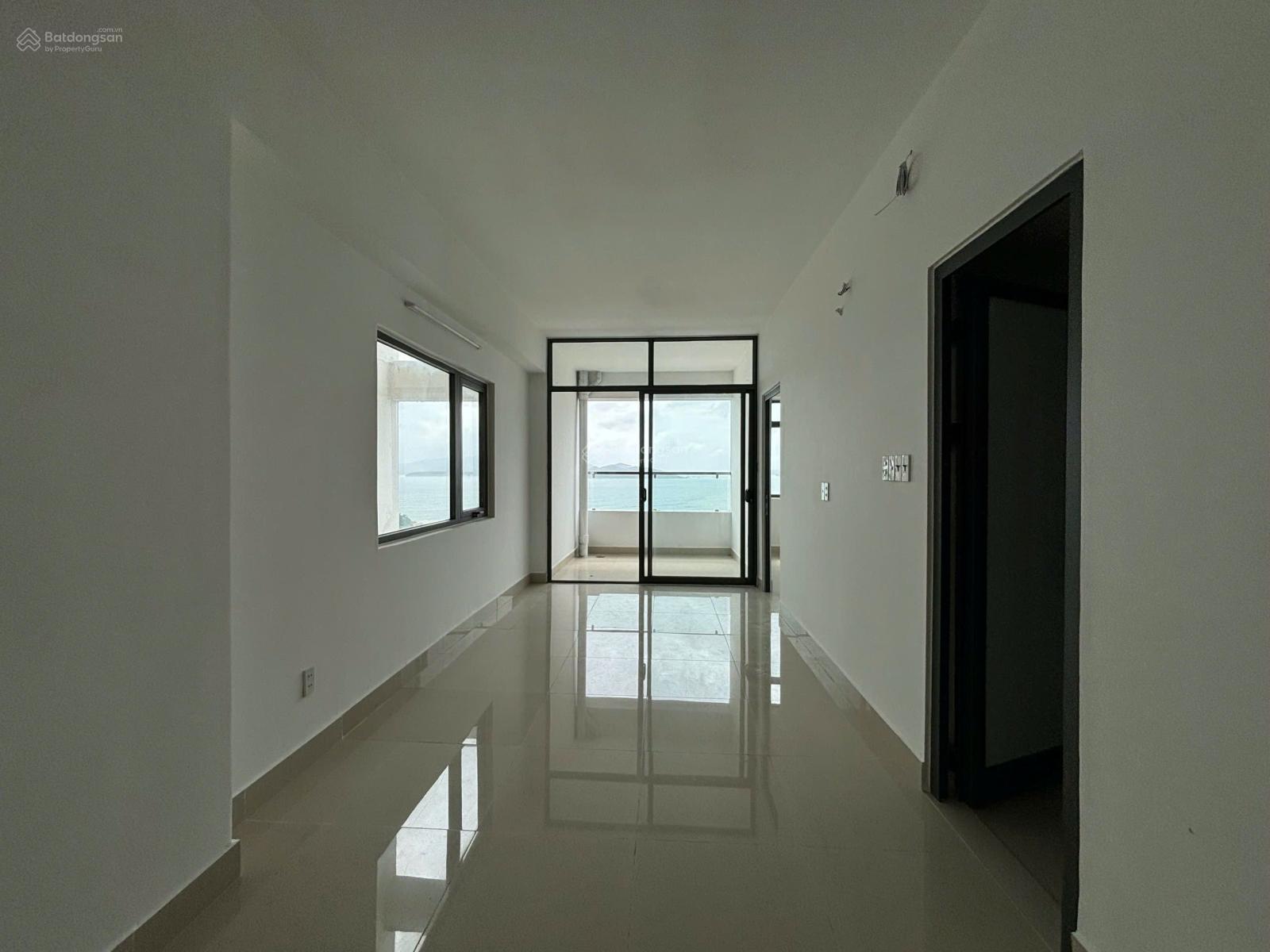 Cần bán căn hộ Napoleon Hòn Chồng, căn 2PN 1,7 tỷ. Căn 3PN đẹp 2,6tỷ 0901 282 ***