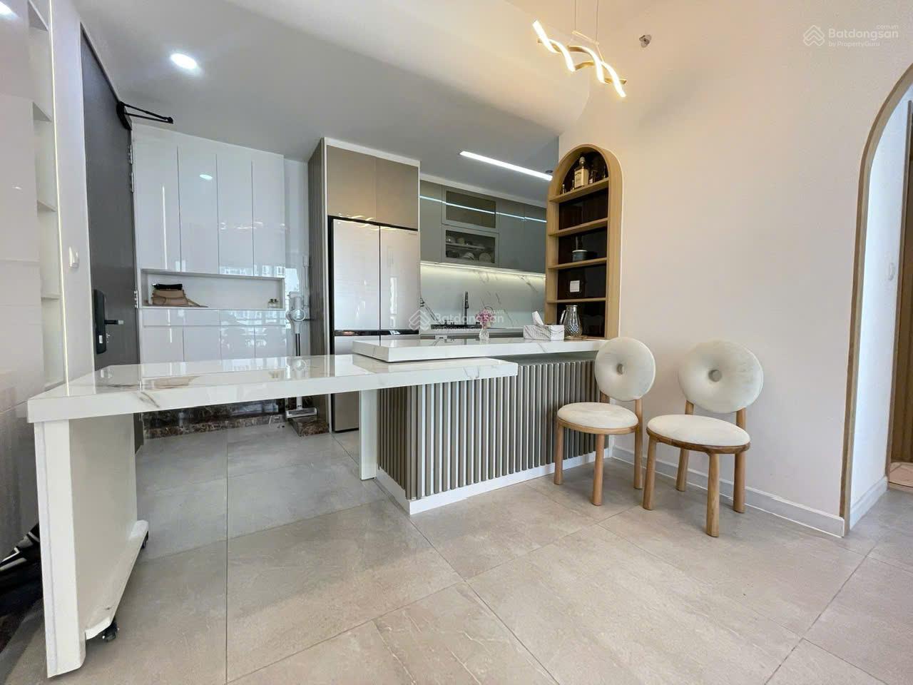 Cần cho thuê nhanh căn hộ Scenic Valley, PMH Q7 nhà đẹp, cam kết giá siêu rẻ. LH 0919 054 *** (Ms Hà)