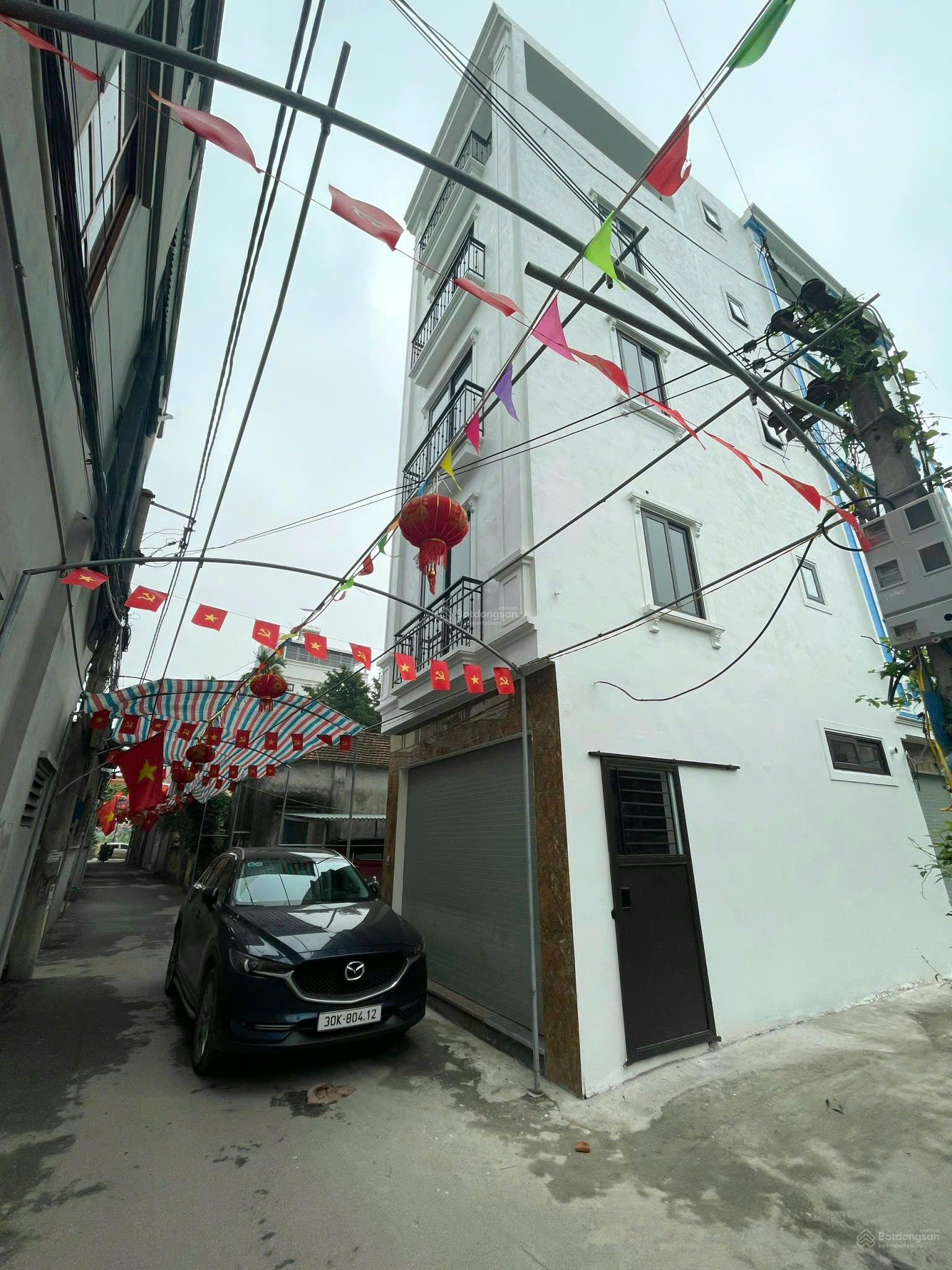 Bán nhà phố Hạ Hồi, Tân Lập 32m2 xây 5 tầng. Cạnh Vinhomes Đan Phượng. Lô góc ô tô vào nhà