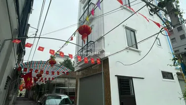 Bán nhà phố Hạ Hồi, Tân Lập 32m2 xây 5 tầng. Cạnh Vinhomes Đan Phượng. Lô góc ô tô vào nhà