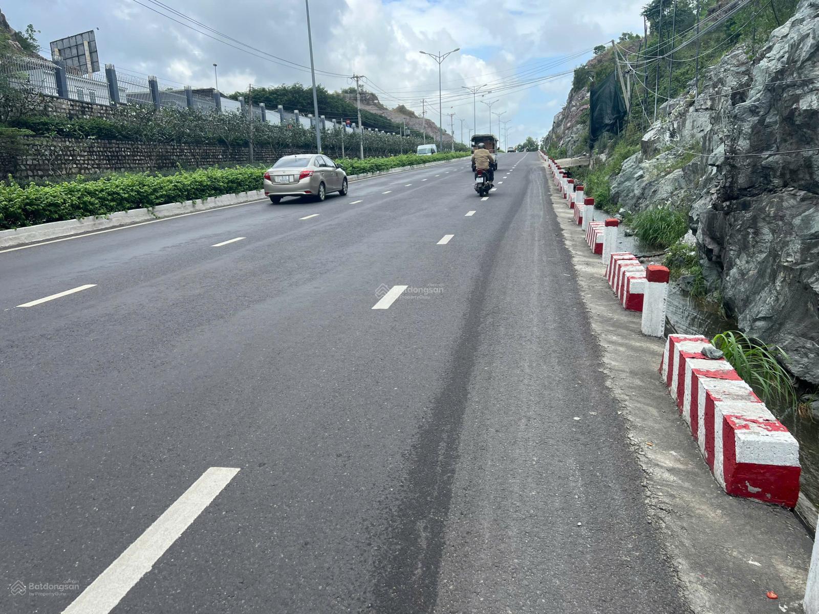 Bán lô đất mặt tiền đường biển Trần Phú Nha Trang