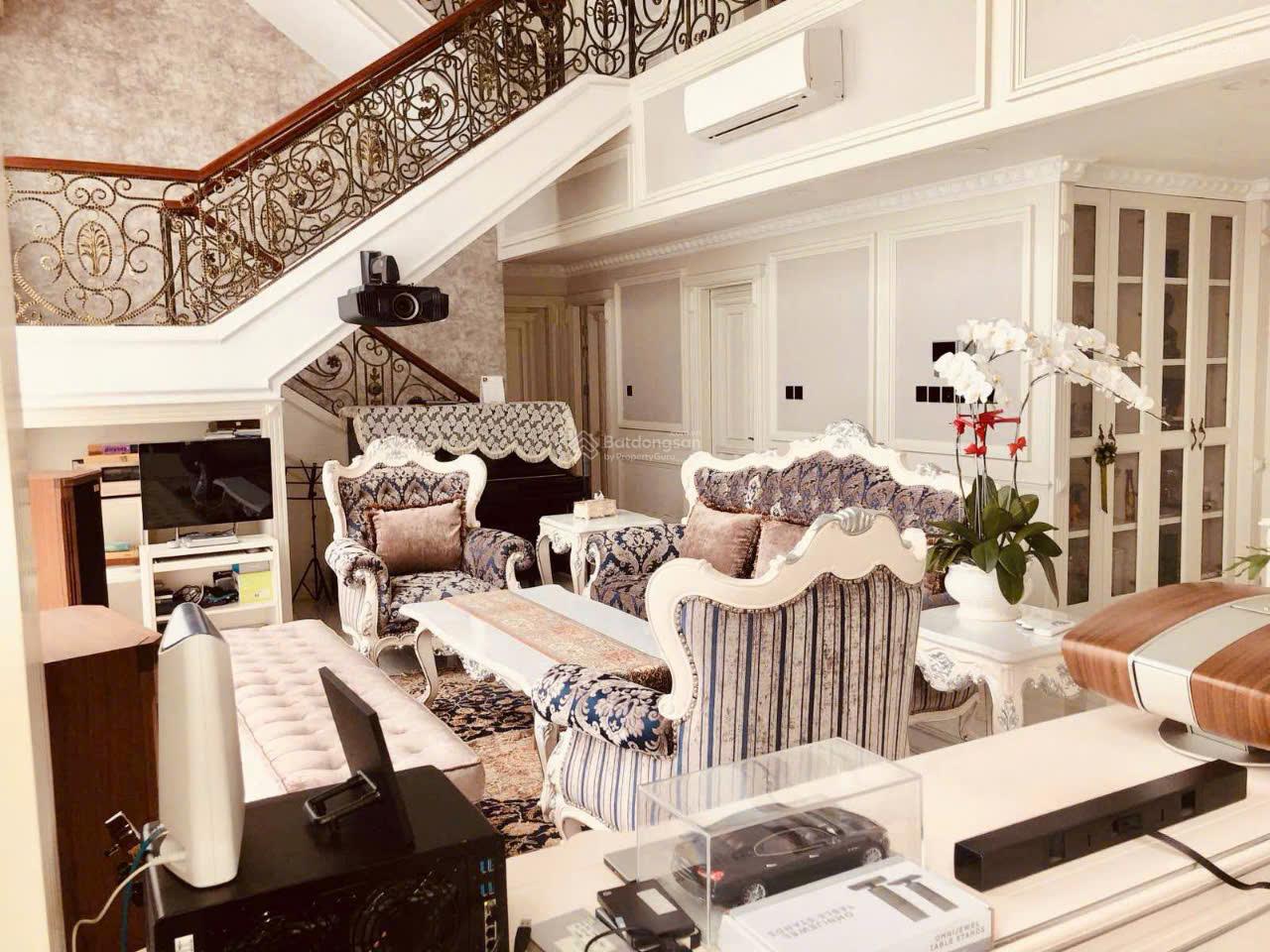 Bán penthouse The Vista An Phú 5 phòng ngủ, sân vườn riêng - Giá 45 tỷ