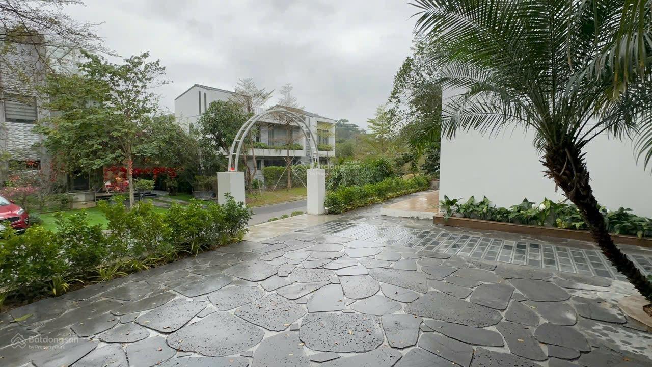 Có nên mua căn Villa Thiên Yến 400m2, 6PN, vị trí trung tâm Resort giá 21 tỷ full nội thất tiện ích