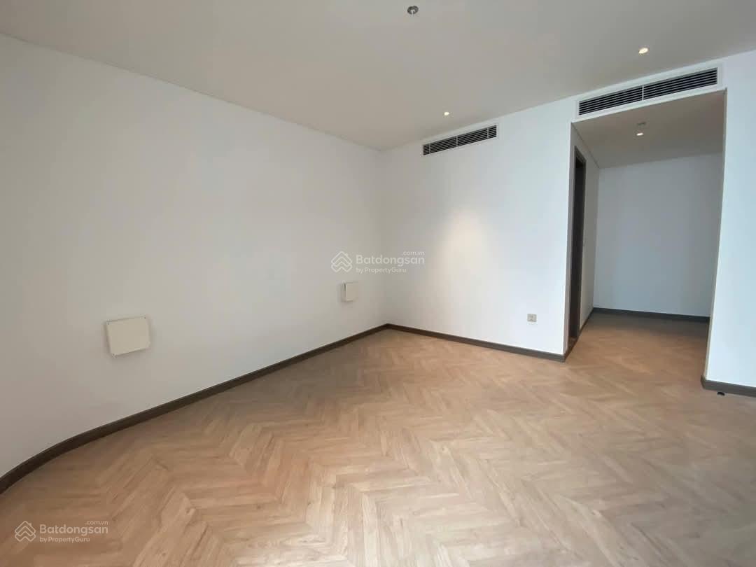 Chính chủ cần bán căn 4PN, 2WC, 142m2, căn góc, toà mới N01T6 Ngoại Giao Đoàn, 16 tỷ, 0393 755 ***