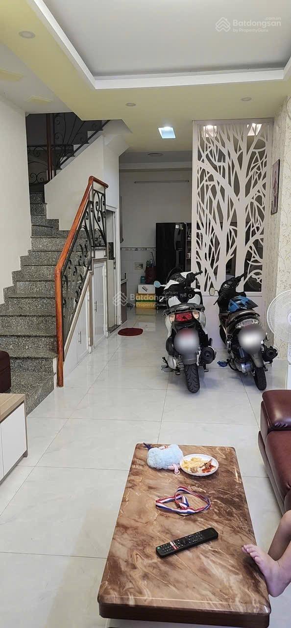 Cần bán nhà Trần Bình Trọng P5 Bình Thạnh, gồm 4 tầng , DT 43m2 , 4 PN 5 WC - Giá 6,85 tỷ