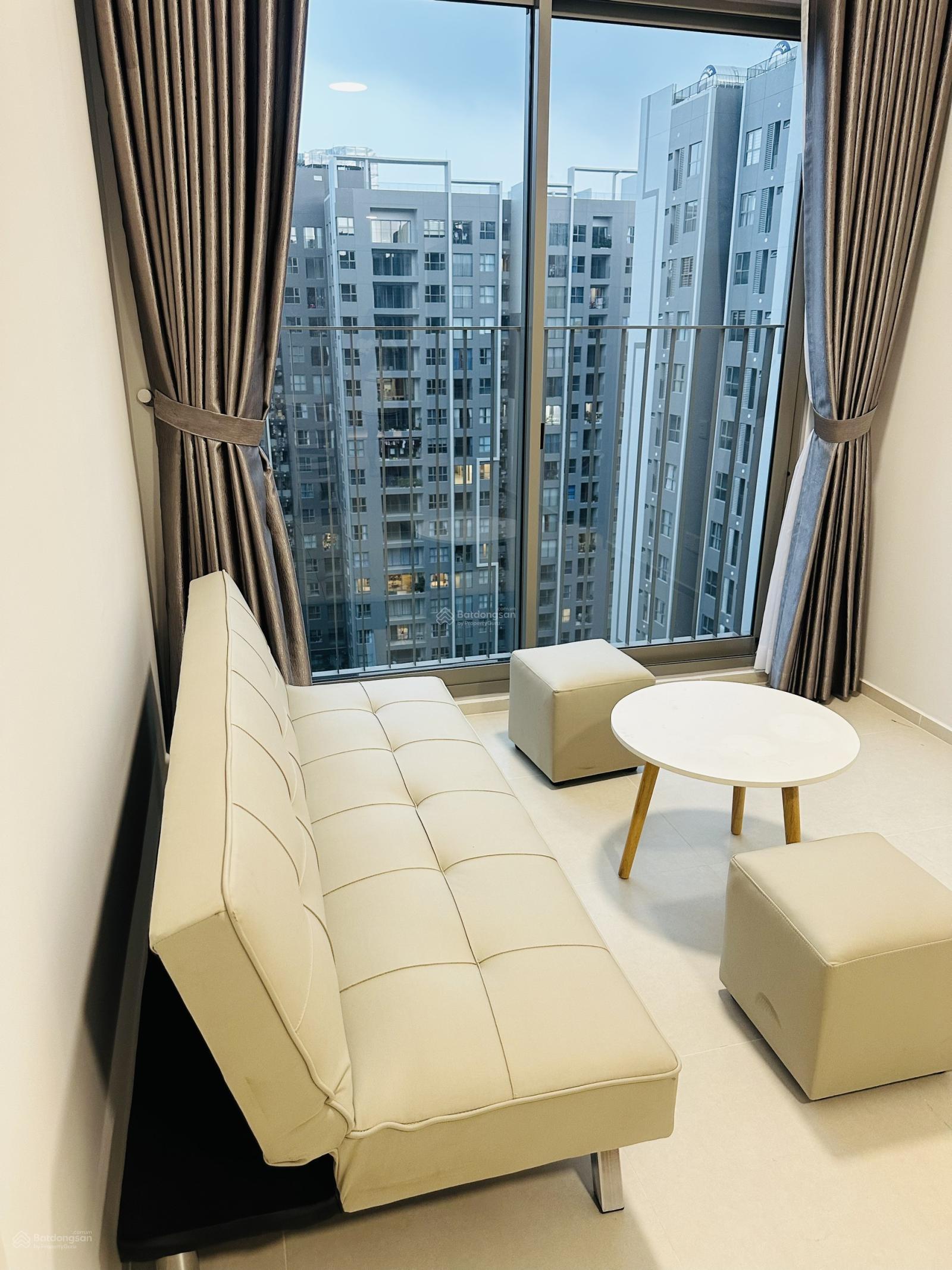 Westgate sổ cầm tay, view nội khu giá 2tỷ450 (102%) nội thất cơ bản, nhận nhà ở liền được