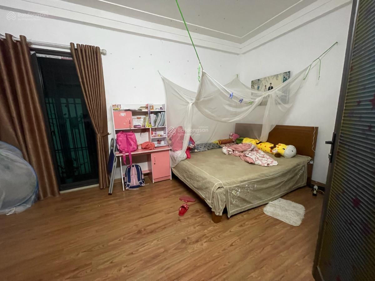 Cho thuê nhà riêng phố Xuân La - Tây Hồ, DT 40m2 x 5 tầng, 3PN, 10 triệu/th