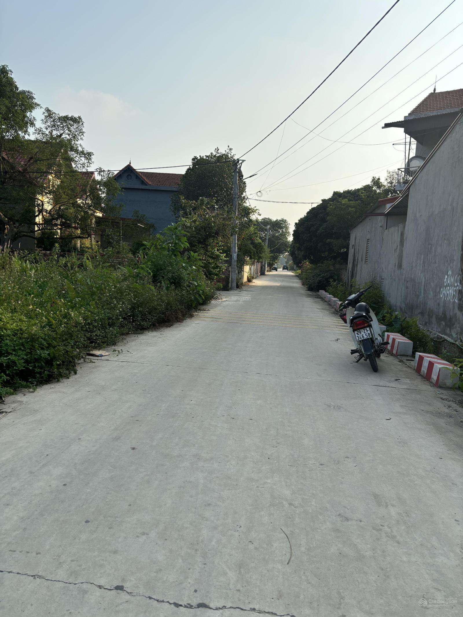 Bán đất MĐ Quốc Lộ 14 thôn Phú Ninh, xã Minh Phú Sóc Sơn. DT 566m2 giá 16,5tr/m2 lô góc 3MT