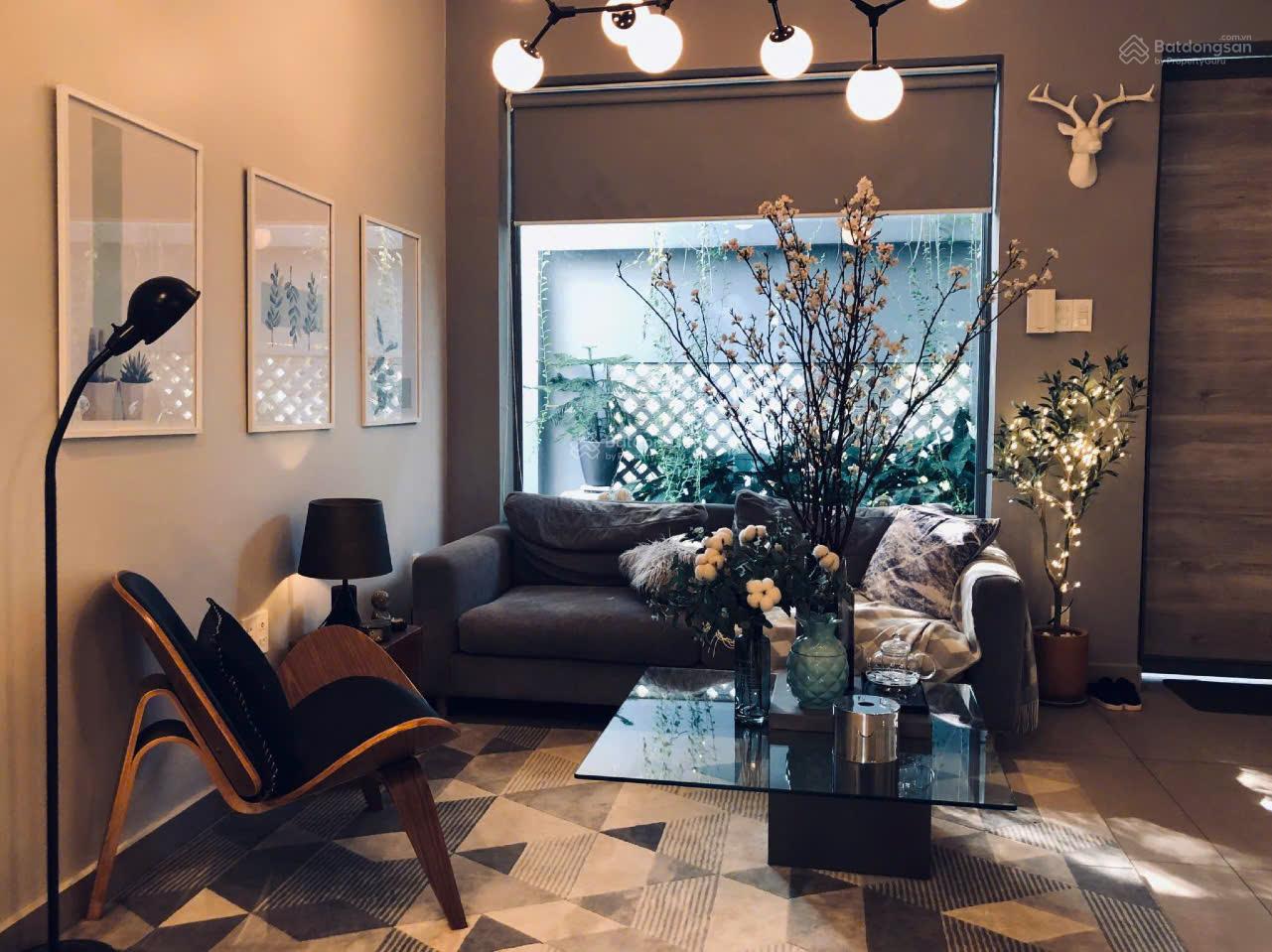 Bán đất tặng nhà biệt thự, DT 8x25m khu dân cư đường Dương Thị Giang, giá 16.5 tỷ TL