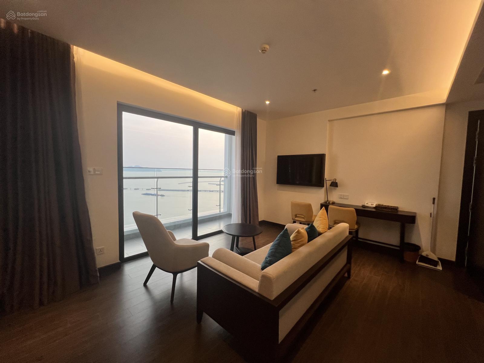 2N 2VS nhận nhà ở ngay, giá từ 4, xtỷ thôi ạ. Sẵn sổ sang tên LH xem nhà 0936 585 ***