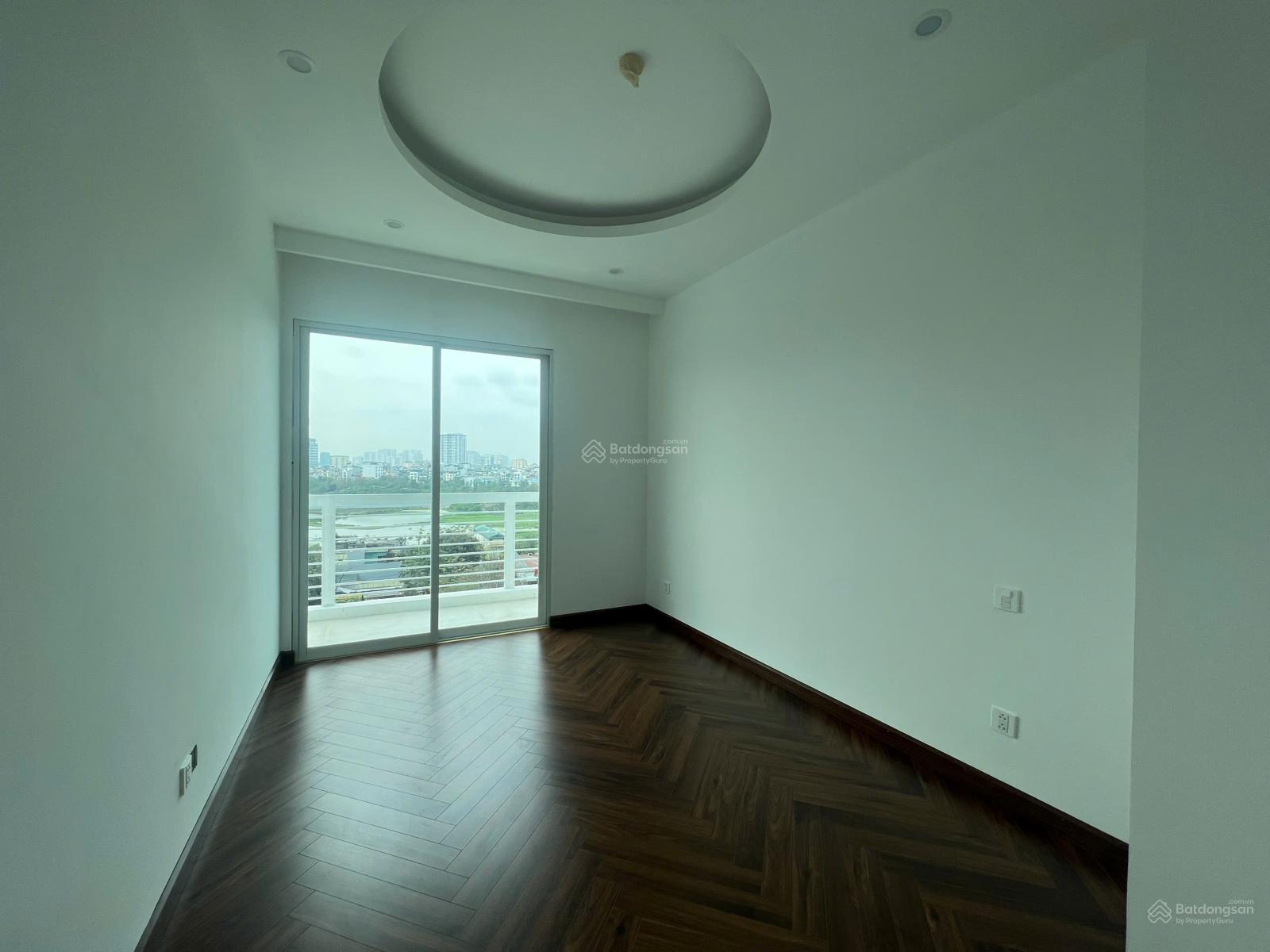 Bán căn hộ góc 153m2, mới đẹp tòa E1 Ciputra Hà Nội giá tốt