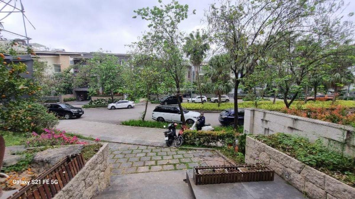 Cc bán căn biệt thự Ciputra, Tây Hồ, 441m2 x 5T x MT 14m, khu Q đẹp nhất KĐT Ciputra, giá 130 tỷ