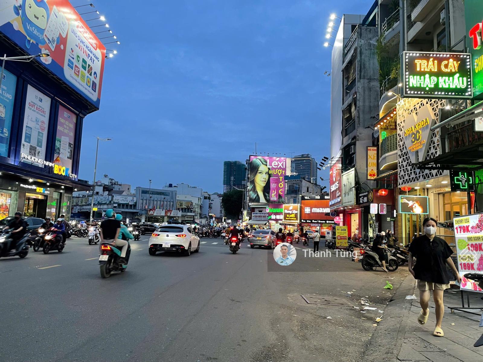 Góc 2MT Hoàng Việt + Út Tịch, Tân Bình - 15x15m - 5 tầng - HĐT 150 triệu - giá 56 tỷ