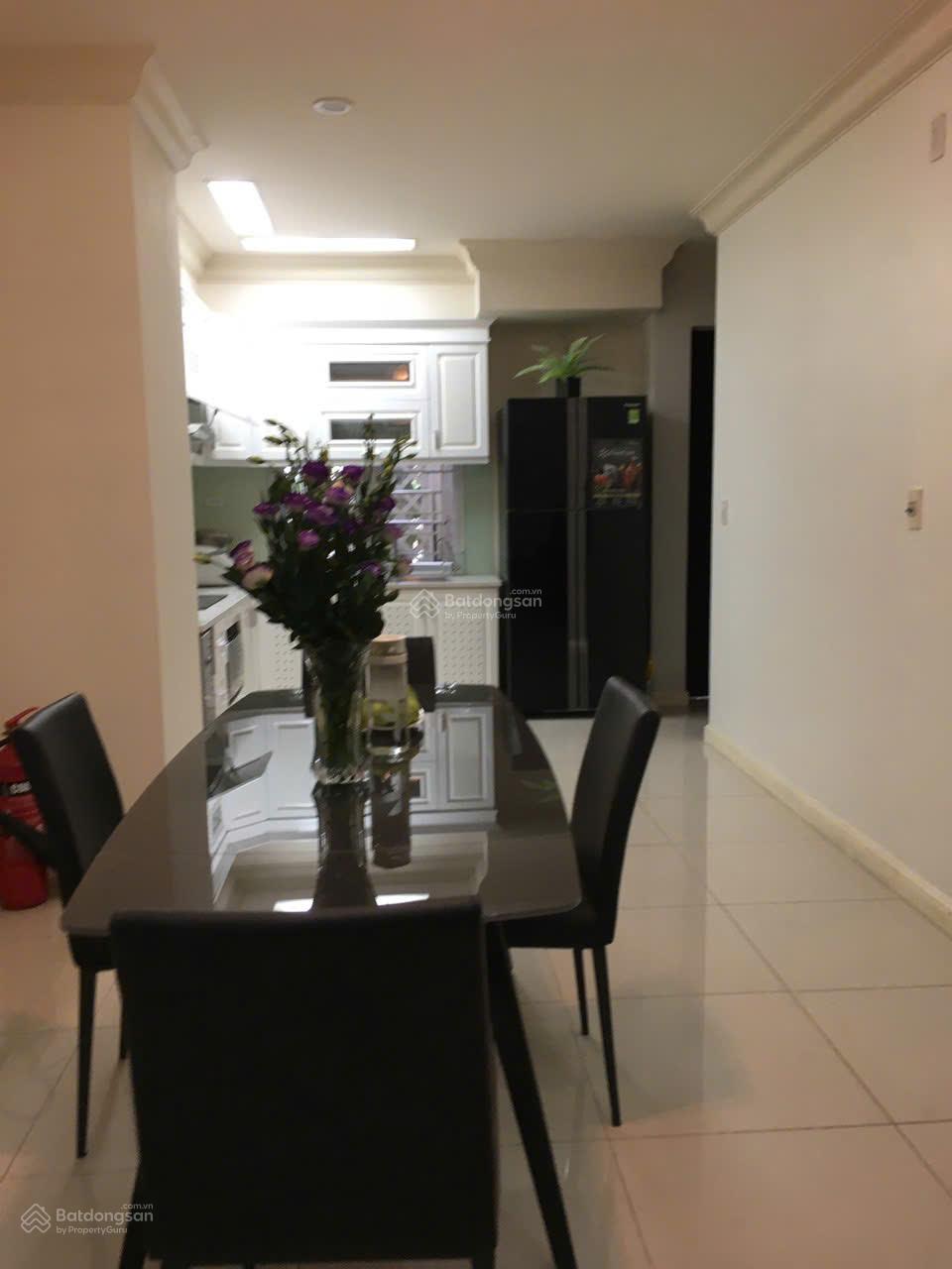 Bán gấp liền kề 102m2 Mailand Hanoi City, 2 mặt đường, giá 21.9 tỷ