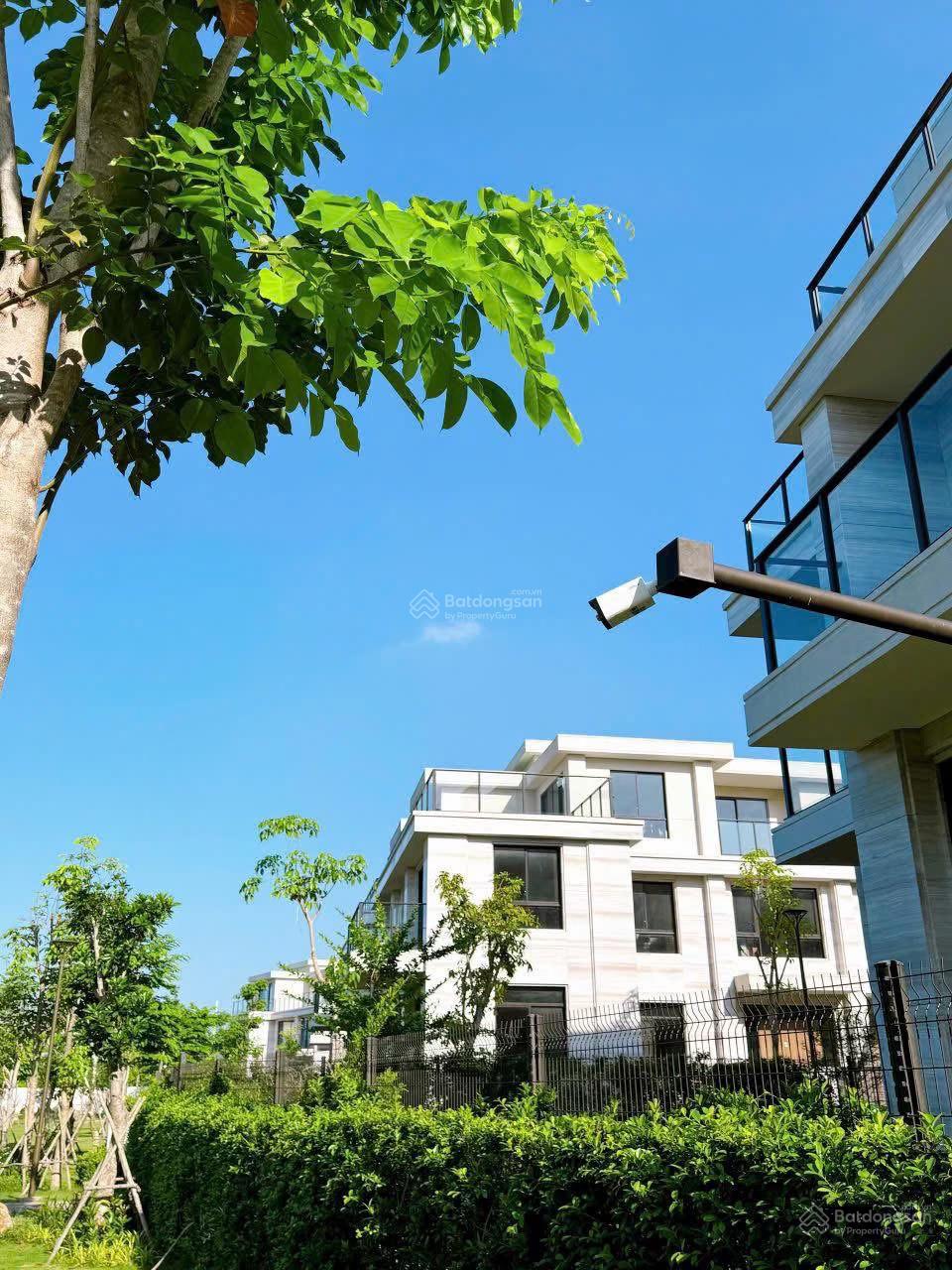 Bán biệt thự ven sông The Mizuki, căn ngay sông, siêu đẹp, nhận nhà ở ngay