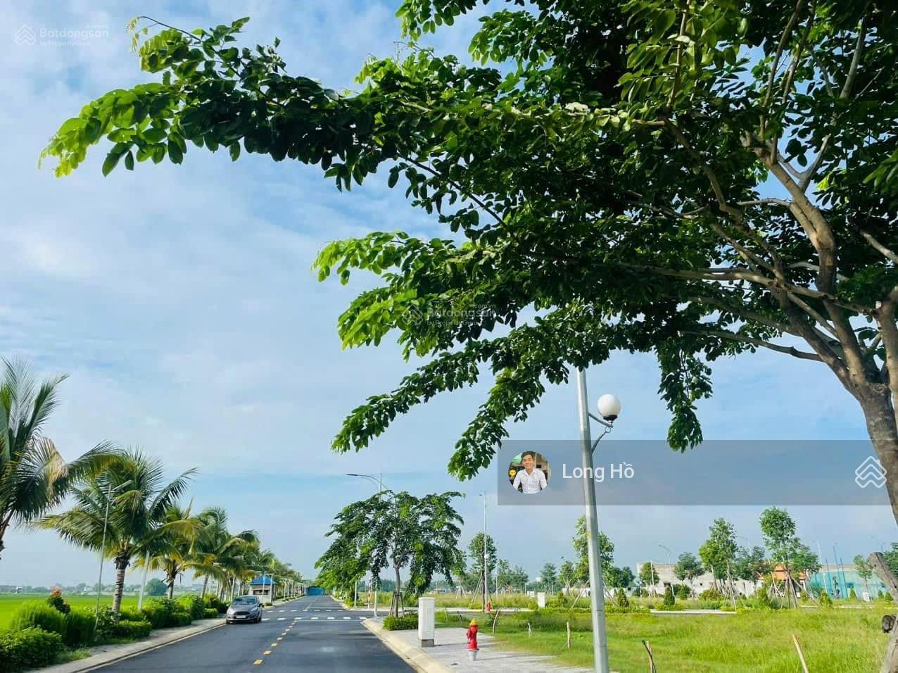 Bán gấp lô đất nền suất nội bộ view công viên 1,9 tỷ diện tích 100m2. Công chứng ngay