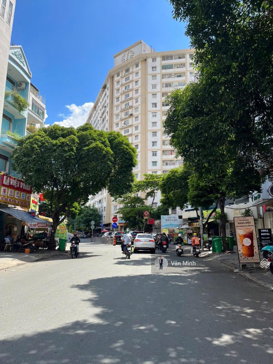 Bán chung cư Miếu Nổi 18 tầng 37 Đường Vũ Huy Tấn Phường 3 Bình Thạnh 63m2 2PN 1WC tầng 8