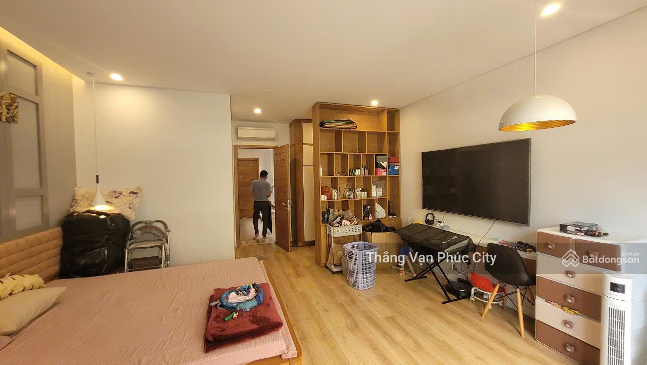 Chủ nhà giảm 1 tỷ, Nội Thất Hiện Đại Sang Trọng Hầm 4 Tầng, Sổ Hồng Riêng, Gần Trường Học