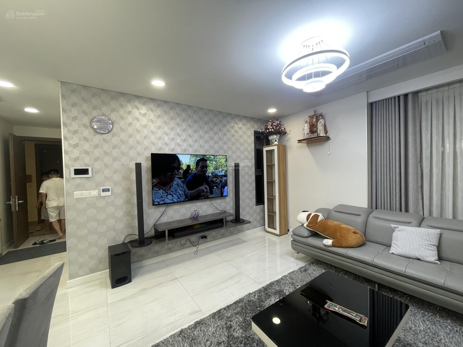 Kẹt tiền cần bán nhanh căn hộ 3PN ở Kingdom 101 - 103m2 giá 10,6 tỷ