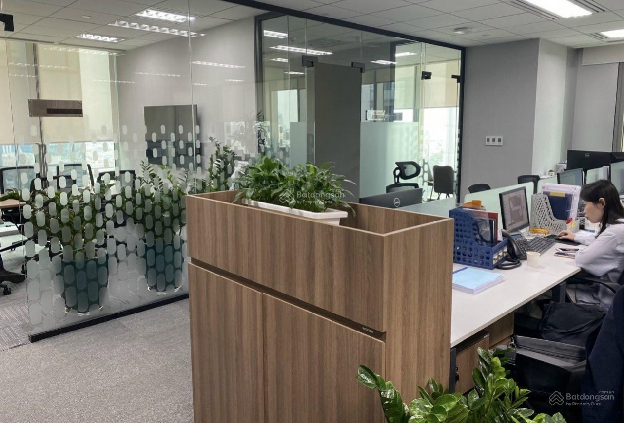 Cho thuê văn phòng, spa, dạy học, phòng khám: 40m 6tr; 70m 12tr; 100m 18tr; 130m 23tr Phố Lạc Trung