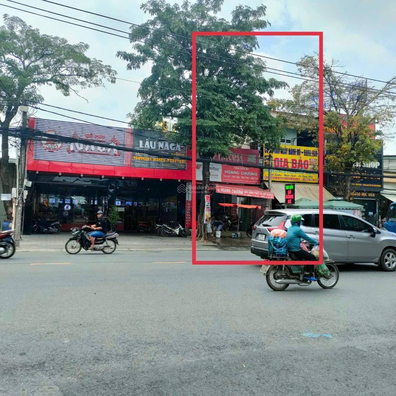 Ngang 10 x55 (555m2) cạnh Acb kinh doanh víp nhât giá lại tốt