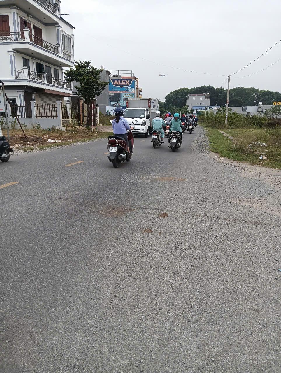 Bán đất KĐT Chi Đông - Mê Linh - Hà Nội - diện tích 147m2 - mặt tiền 6m - hướng đông bắc