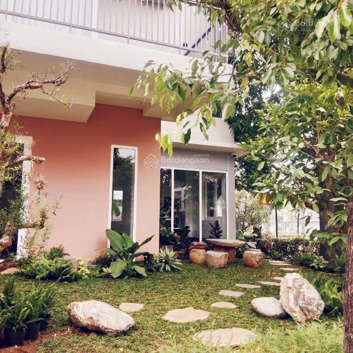 Bán 6 căn nhà Gốc 2 mặt tiền khu 21 ha Phú Hữu TP Thủ Đức giá từ 7.8 tỷ/căn