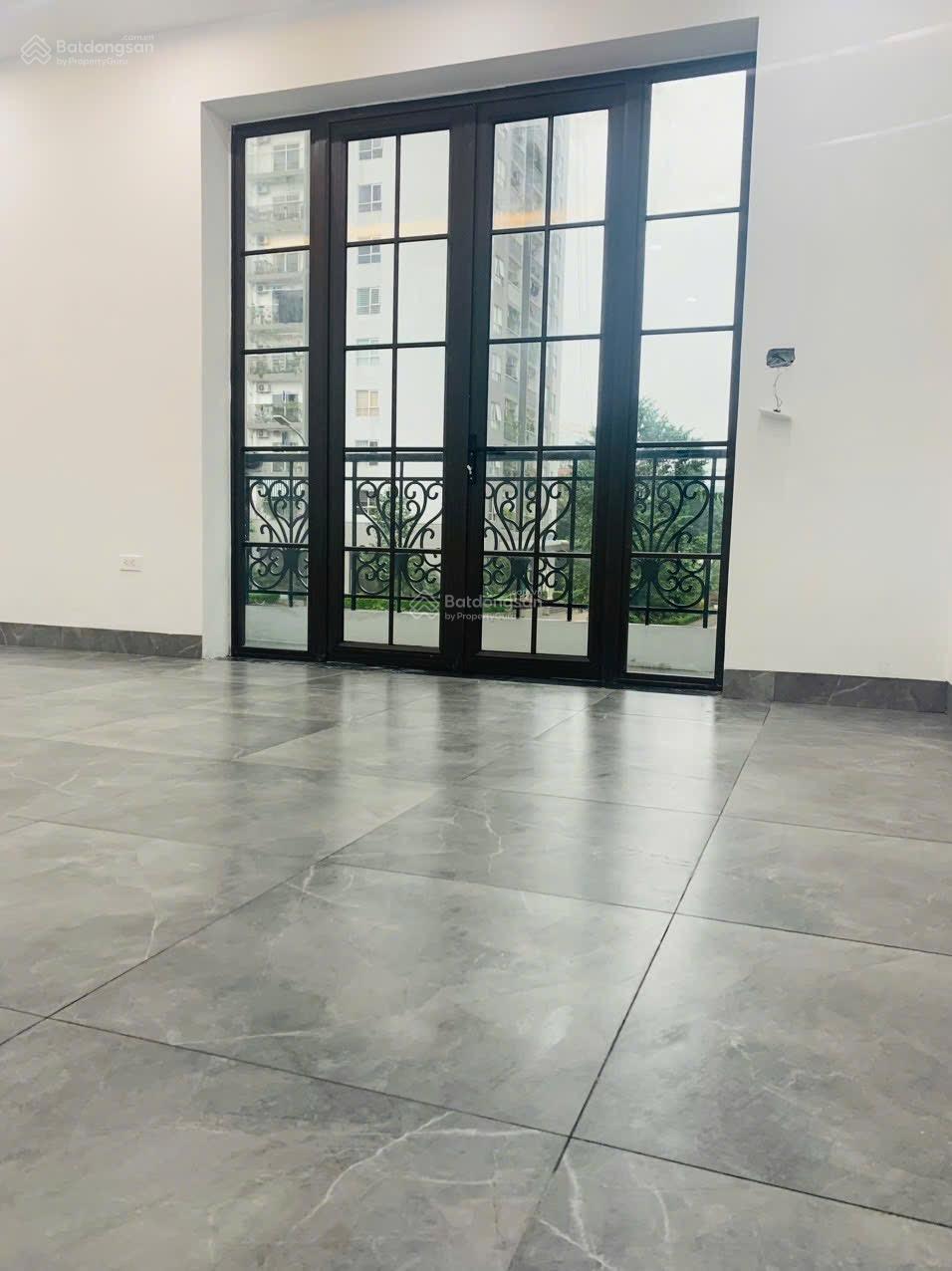 Cho thuê liền kề 378 Minh Khai, DT 65m2 4 tầng, giá 40tr, LH 0989 604 ***