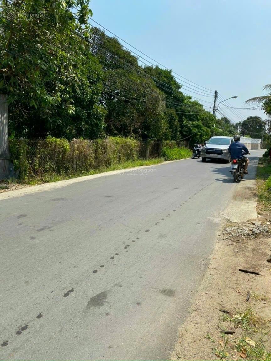 Tôi bán bán đất mặt tiền An Sơn 1 DT 558m2 (15x36m) gần nhà thờ Bình Sơn