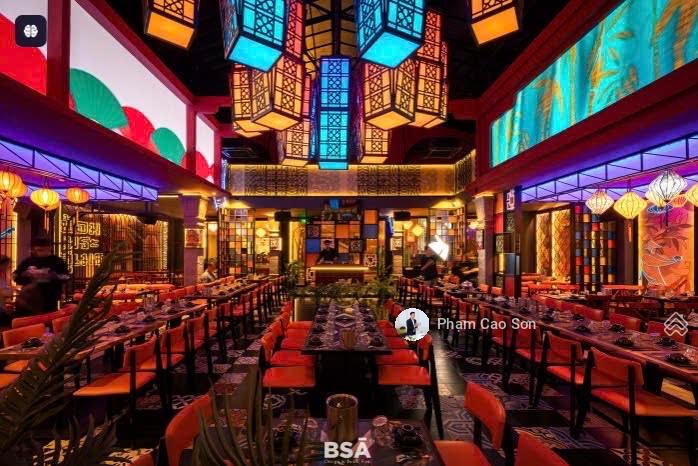 Ngang lớn 25m, sử dụng 1.000m2 - Gần Vòng Xoay Cống Quỳnh - Mặt tiền Số 4 Nam Quốc Cang, Quận 1