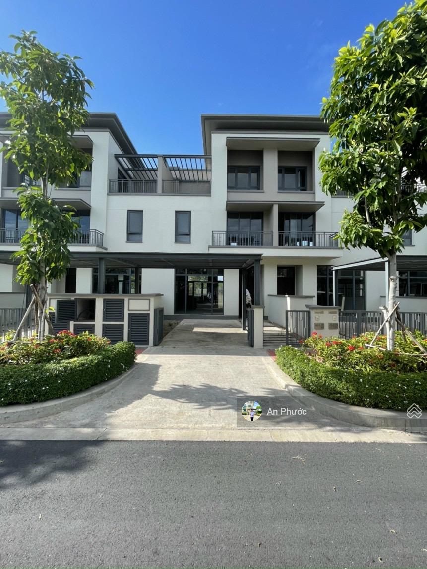 Nhà 2 mặt thoáng view công viên lớn dự án SwanPark vị trí đẹp giá hợp lý mua ở hoặc đầu tư cho thuê Nhà 2 mặt thoáng view công viên lớn dự án SwanPark vị trí đẹp giá hợp lý mua ở hoặc đầu tư cho thuê