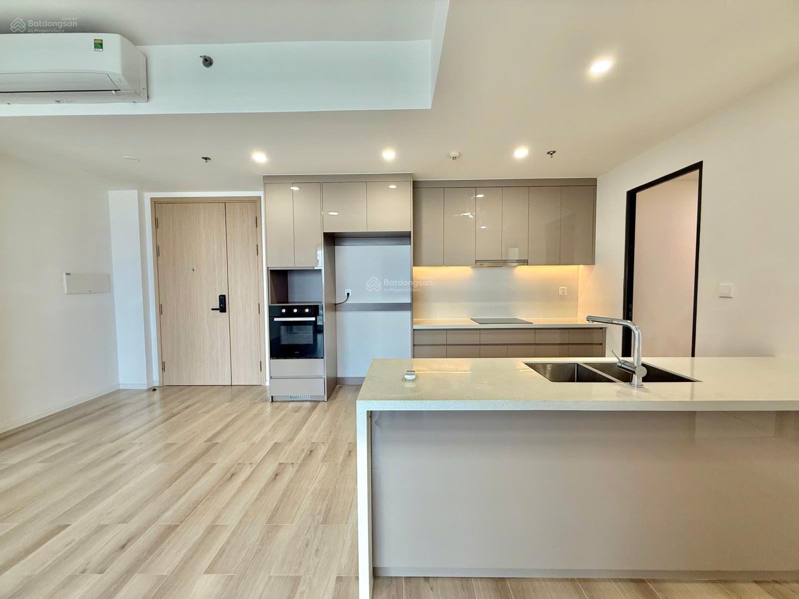 Cho thuê căn 3PN tại Vinhomes Grand Park nội thất cao cấp view trực diện công viên 36ha chỉ 15tr/th