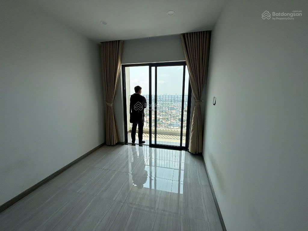 Bcons Polygon, căn góc 56m2 2PN-2WC, hướng Nam + view Landmark cực chill, Giá chỉ 2 tỷ 450, Sổ sẵn