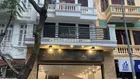 Chính chủ cho thuê nhà liền kề số 7A ngõ 2 Linh Lang DT 100m2 x 5 tầng MT 6m, giá 37 triệu