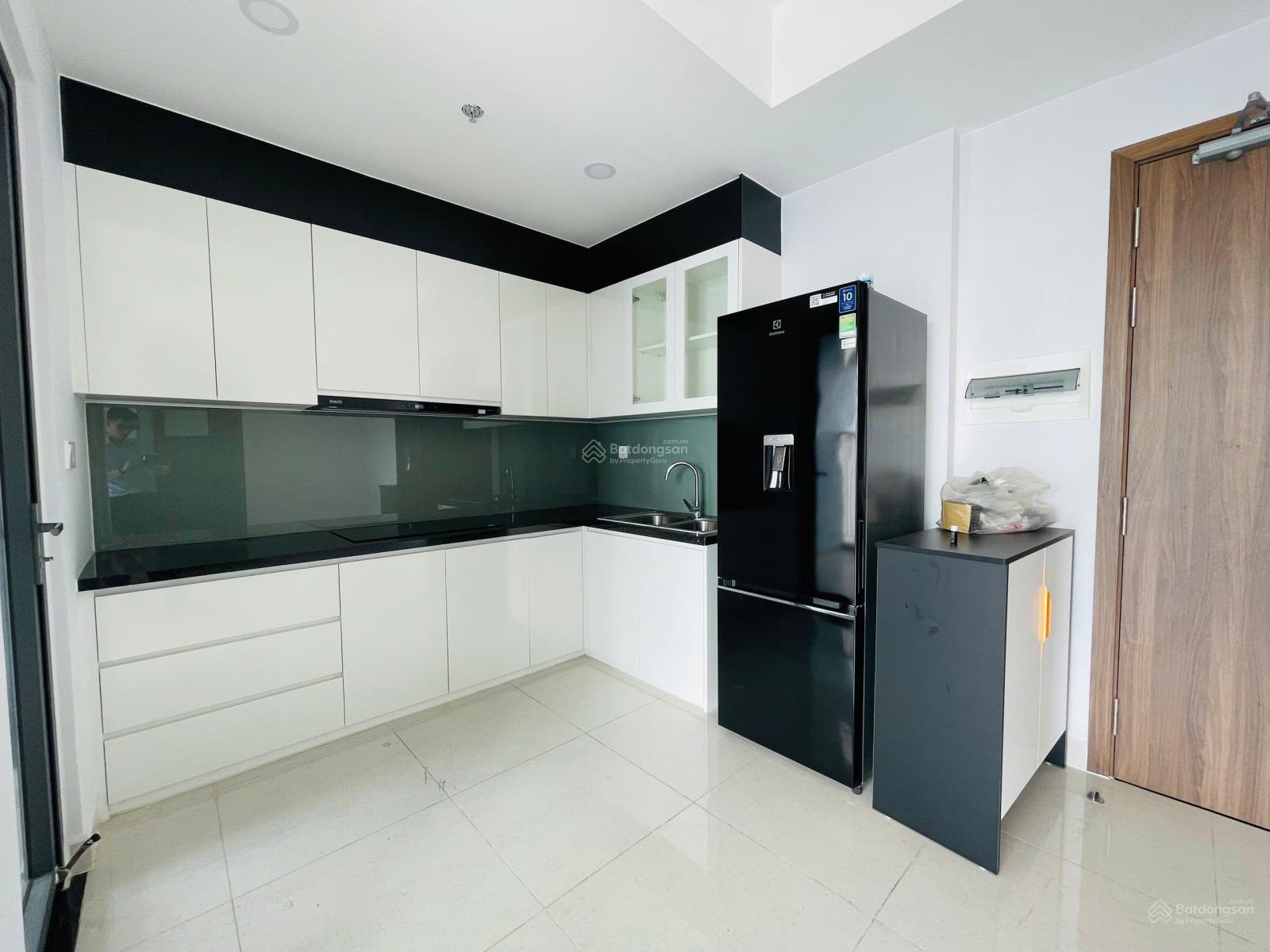 Chuyển nhượng hàng ngộp lỗ sâu, giá 1tỷ980 bao thuế phí căn 1PN sổ sẵn chung cư The Rivana