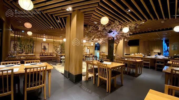 Duy nhất góc 3 mặt tiền Thảo Điền quận 2 DT: 1100m2 đất - trệt 2 lầu sân thượng