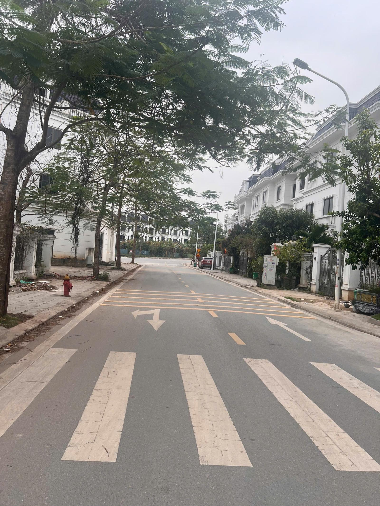 Bán biệt thự 180m2 xây 3 tầng tại KĐT VCI Moutain View Vĩnh Yên, giấy tờ hợp lệ LH 0975 676 ***