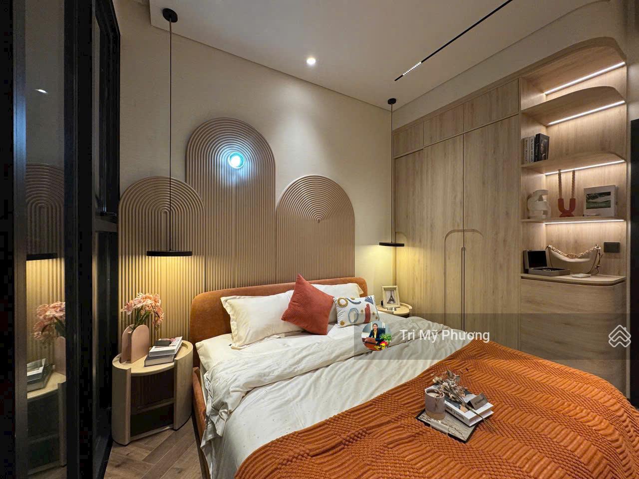 Chủ nhà Eaton Park - tháp A5 - căn 1PN - bán gấp nhà đi Mỹ - đã có HĐMB - mua bán giá tốt chốt ngay